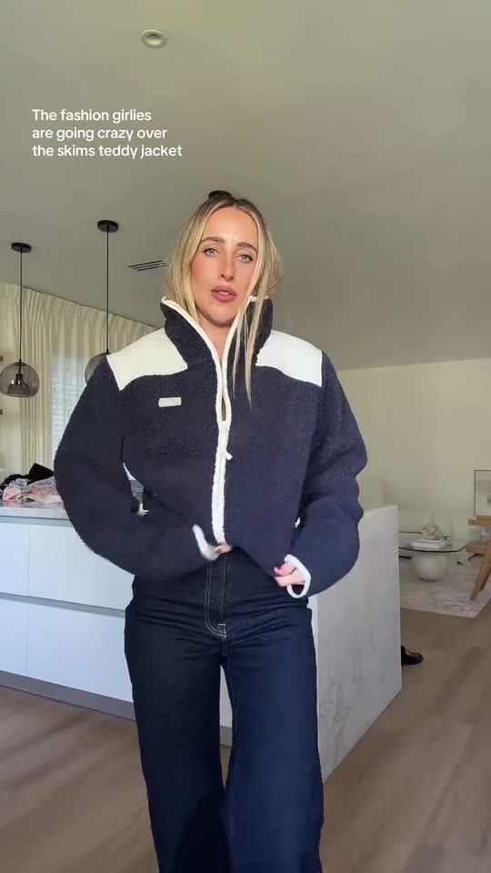 Skims teddy jacket is it 🫠