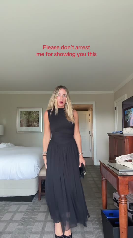 I’m sorry guys that I found such a good dress for you. She’s an easy wear