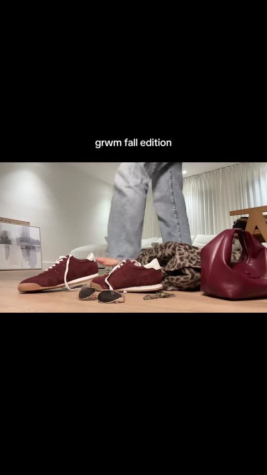 Maroon casual shoes for fallll 🫠