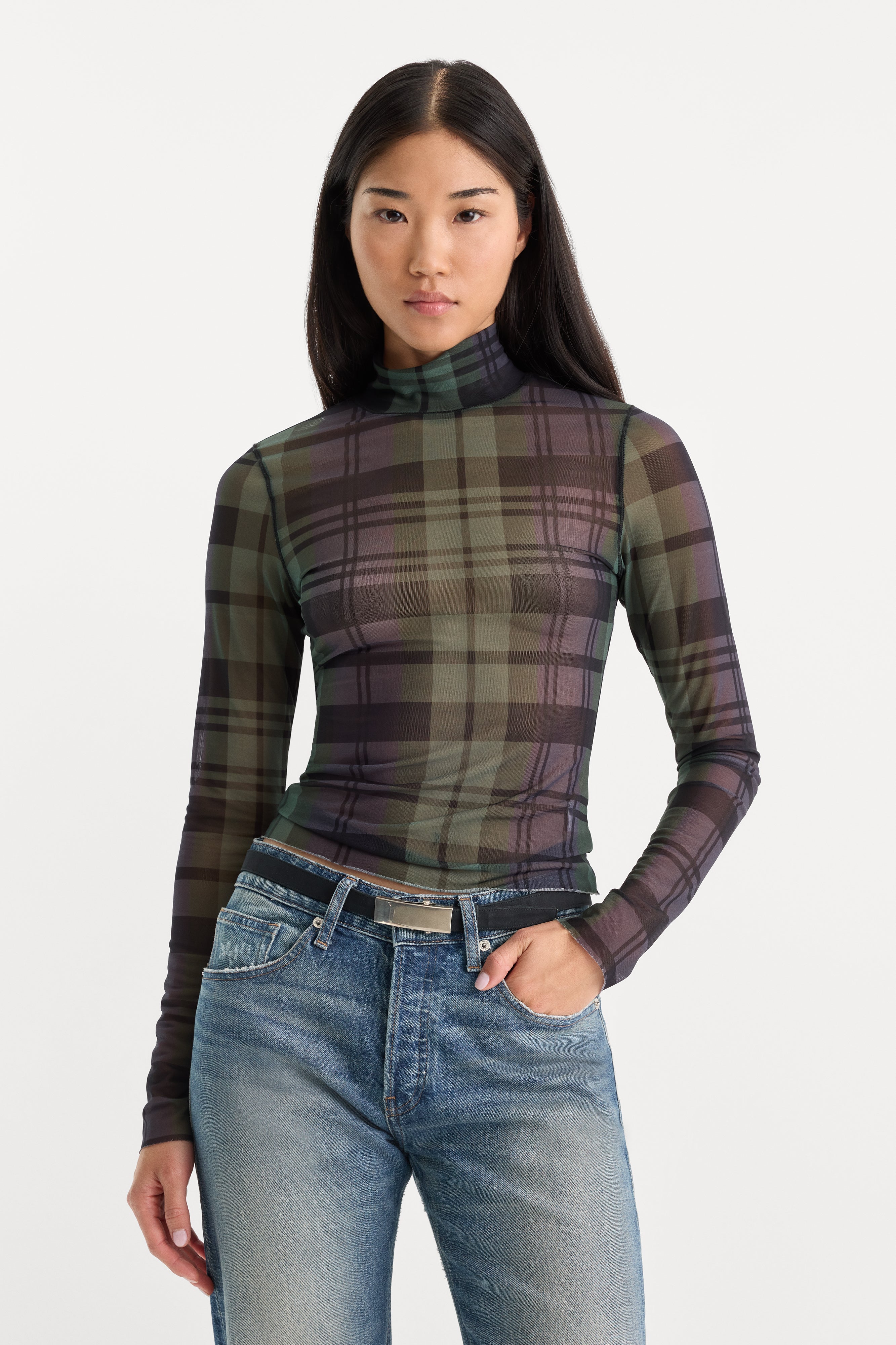 THE MESH TURTLENECK | NAVY AND GREEN PLA